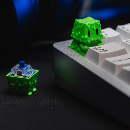 CREATURES MYSTERY BLIND BOX